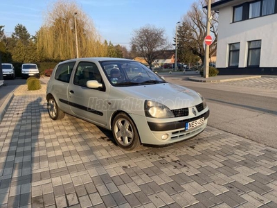 RENAULT CLIO 1.4 16V Alize