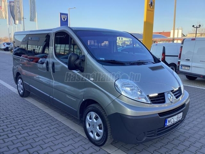 RENAULT TRAFIC 2.0 dCi L1H1P1 Passenger Mo.-i.1.tul. szervízkönyves !