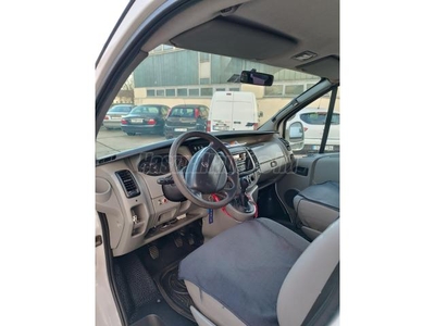 RENAULT TRAFIC 2.5 dCi L1H1 Generation