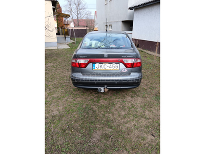 SEAT TOLEDO 1.6 16V Premium Plus