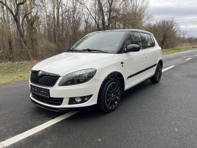 SKODA FABIA 1.2 TSI Ambition MONTE CARLO.TÉLI-NYÁRI KERÉKGARNITÚRA. VÉGIG VEZETETT SZERVÍZKÖNYV!