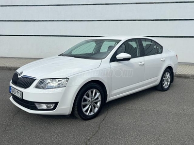 SKODA OCTAVIA 1.6 CR TDI Style Magyarországi.Szervízkönyv