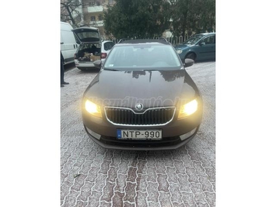 SKODA OCTAVIA Combi 1.4 TSI Style 210ekm /szervizelt /150Le /napi használatban /03.11-ig 3.75M