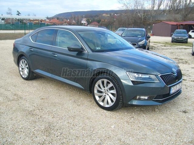 SKODA SUPERB 2.0 TDi SportLine DSG SZERVIZK. BÉZS BELSŐ. NAVI. XENON. ELEKTR. CSOMAGTÉRAJTÓ. TEMPOMAT.4 ÜLÉ