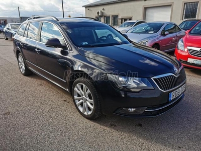 SKODA SUPERB Combi 2.0 CR TDi Elegance DSG XENON.NAVI.ALCANTARA-BŐR.EL-MEM.ÜLÉS.PDC.ÜLÉSFŰTÉS