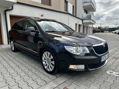 SKODA SUPERB Combi 2.0 CR TDI Elegance Naptető/ Navi/ 4x ülésfűtés /el. Vajbőr