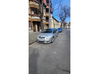 TOYOTA AURIS 1.33 2009