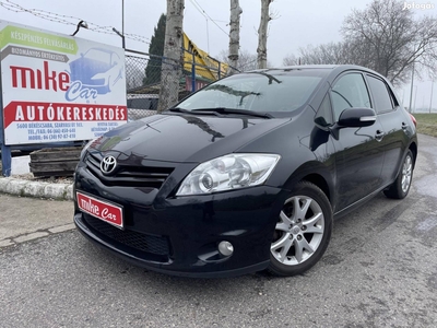 Toyota Auris 1.4 D-4D Style M.O.i ! Alufelni! D...