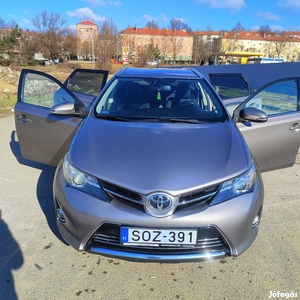 Toyota Auris Touring S