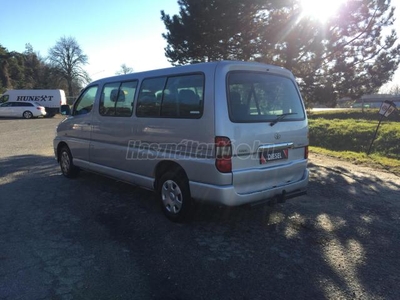 TOYOTA HI-ACE Hiace 2.5 D-4D Bus Kevés Km! Szervizkönyv!