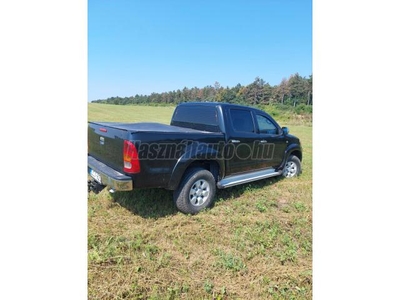 TOYOTA HI LUX Hilux 2.5 D-4D 4x4 Double SR Magyarországi