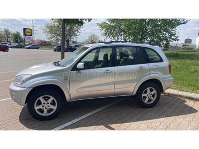 TOYOTA RAV 4 Rav4 2.0 D-4D 4x4