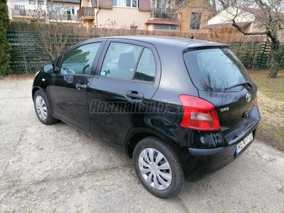 TOYOTA YARIS 1.3 Sol AC