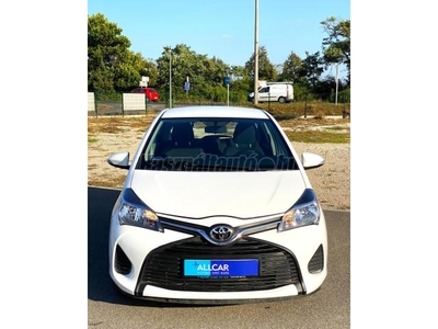 TOYOTA YARIS 1.33 Live Plus 89eKM/SZERVIZKÖNYV/2KULCS/TEMPOMAT/KLÍMA/99LE!!!