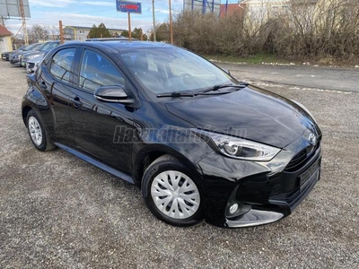 TOYOTA YARIS 1.5 Hybrid Comfort Business e-CVT GYÖNYÖRŰ ÁLLAPOT!