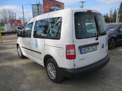 VOLKSWAGEN CADDY 1.6 CR TDI Life Comfortline BlueMotion