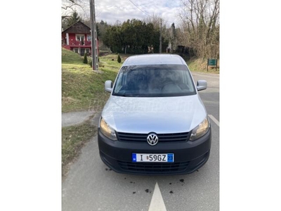 VOLKSWAGEN CADDY 1.6 CR TDI Maxi (7 személyes )