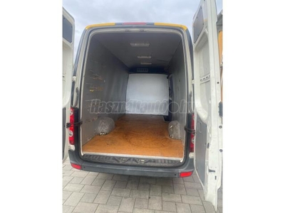 VOLKSWAGEN CRAFTER 2.5 TDI 30 (Automata) L2