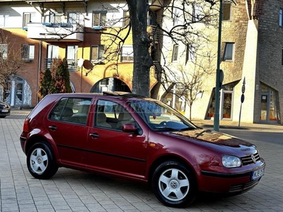 VOLKSWAGEN GOLF IV 1.6 Trendline