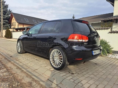 VOLKSWAGEN GOLF VI 1.6 TDi Trendline DSG