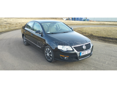 VOLKSWAGEN PASSAT VI 1.6 FSI Comfortline