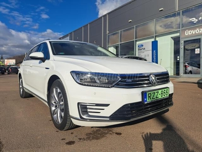 VOLKSWAGEN PASSAT VIII Variant 1.4 TSI GTE Plug-In-Hybrid DSG