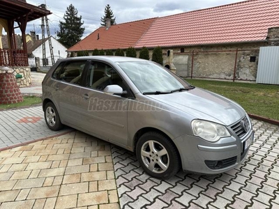 VOLKSWAGEN POLO 1.2 55 Trendline