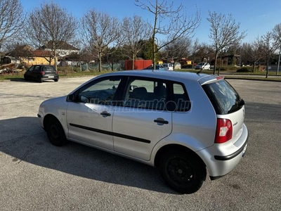 VOLKSWAGEN POLO 1.2 65 12V First