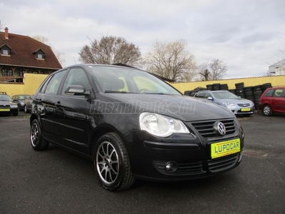 VOLKSWAGEN POLO 1.2 70 Comfortline