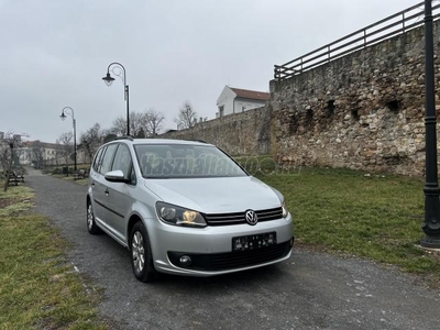 VOLKSWAGEN TOURAN 1.6 CR TDI Comfortline