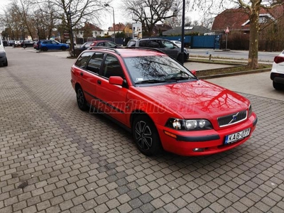 VOLVO V40 1.9 D Aktiv