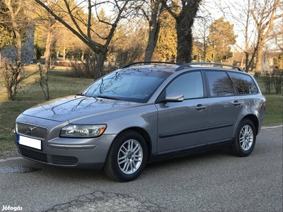 Volvo V50 1.6 D Gyári Alufelni! Kombi Kivitel!