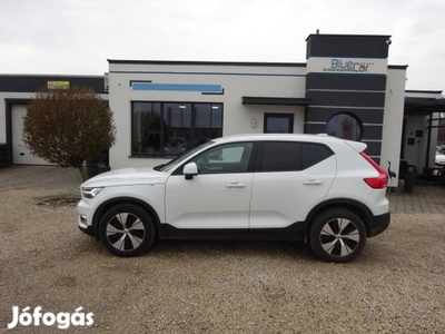 Volvo XC40 2.0 [D3] Momentum AWD Geartronic Mo....