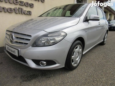 Mercedes-Benz B 180 CDI Blueefficiency Navi. Di...