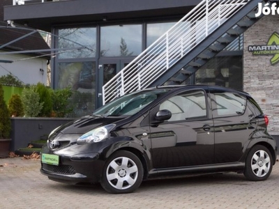 Toyota Aygo 1.0 Black AC Black Metalic +Első Tu...