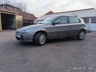 ALFA ROMEO 147 1.6 T. Spark Distinctive