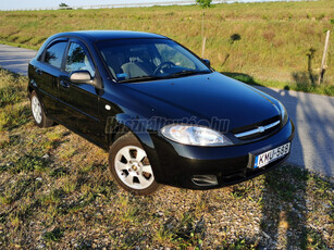 CHEVROLET LACETTI 1.4 16V Star