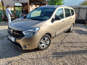 DACIA LODGY 1.5 Blue dCi Arctic (7 személyes )