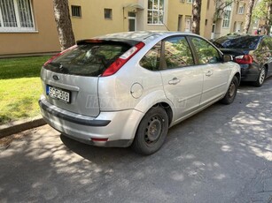 FORD FOCUS 1.4 Trend