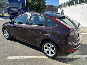 FORD FOCUS 1.4 Trend NAGYON EXTRÁS SZÉP ÁLLAPOT