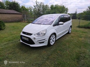 FORD S-MAX 2.0 TDCi Titanium-S