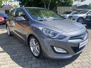 Hyundai I30 1.6 GDi Business Kamera/Navi/Digit...