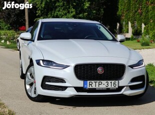 Jaguar XE D180 S AWD (Automata) Magyarországi!...