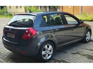 KIA CEE'D 1.4 EX