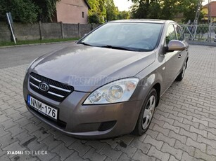 KIA CEE'D 1.4 LX Plus