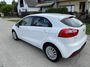 KIA RIO 1.2 CVVT EX Azonnal elvihető.Garantált 92680km.Frissen szervizelve.2 év vizsga.Hibátlan