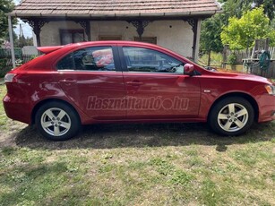 MITSUBISHI LANCER 1.5 Inform