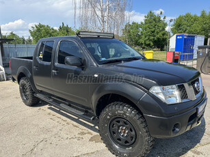 NISSAN NAVARA 4WD Double 2.5D XE