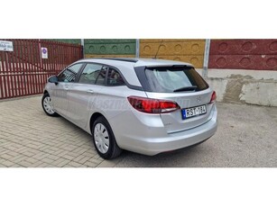 OPEL ASTRA K Sports Tourer 1.6 CDTI Start-Stop Enjoy Magyar. Kitűnő állapot. Vezetett szervízkönyv