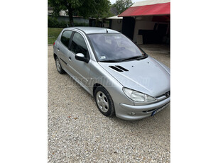 PEUGEOT 206 2.0 HDi Premium